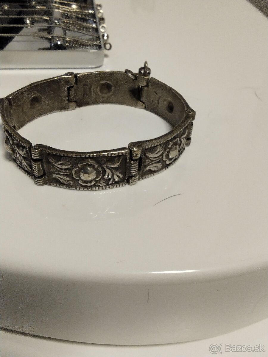 Predám strieborný starožitný naramok - 4