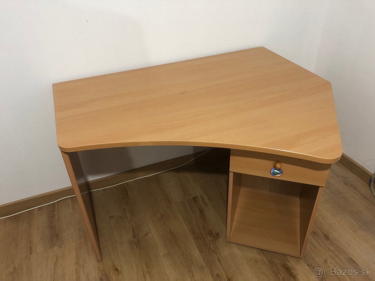 Pisaci stôl - 4