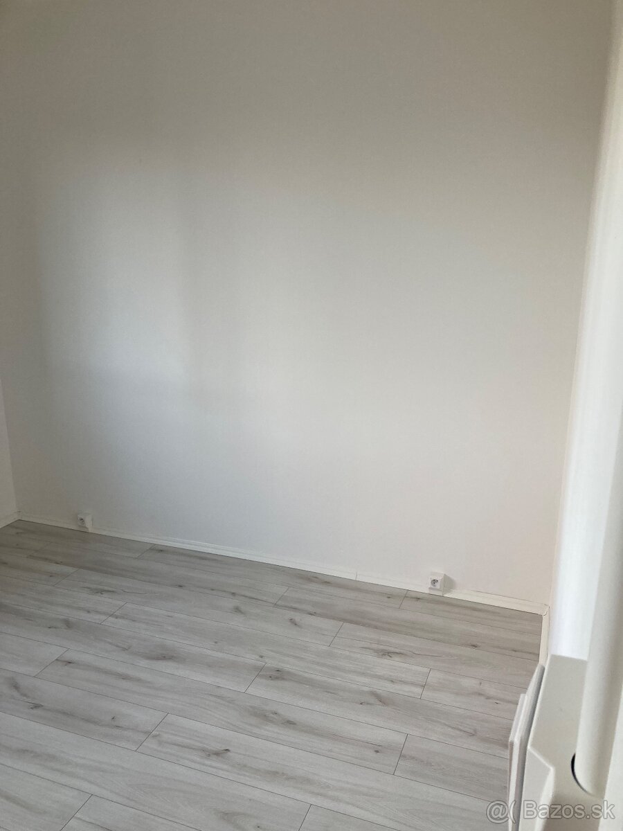 Prenajom 3 izbový byt - 4