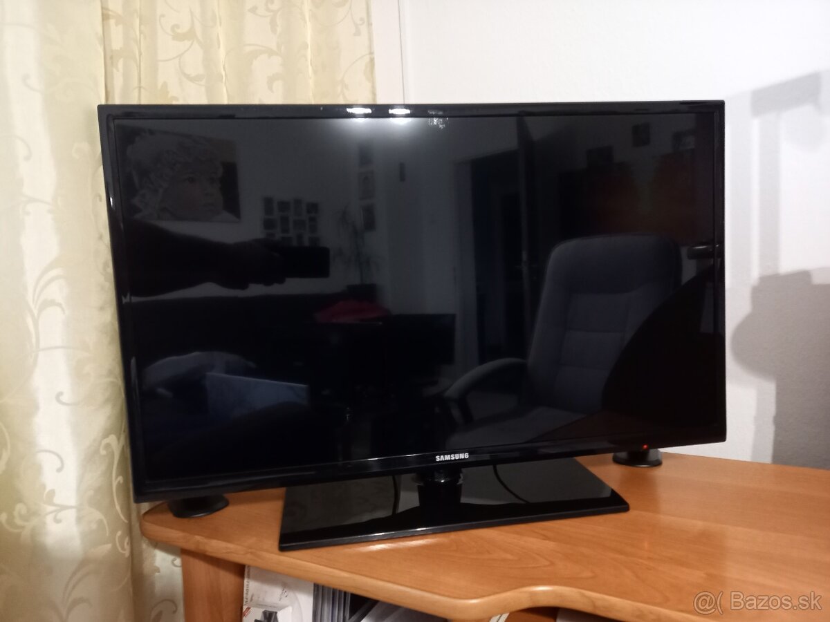 Samsung UE32EH4003W LED 32" 81.3cm - 4