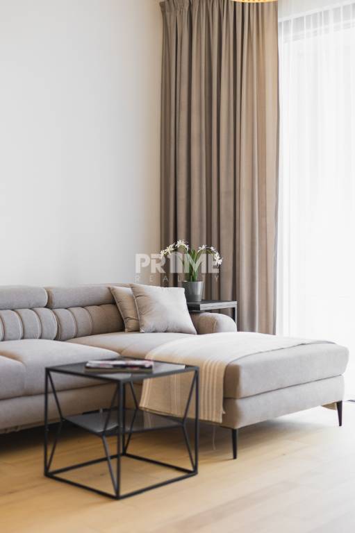 EXKLUZÍVNY 2i byt, PRÍSTAVNA,LOGGIA ,CHLADENIE,PARKING,Plyná - 4