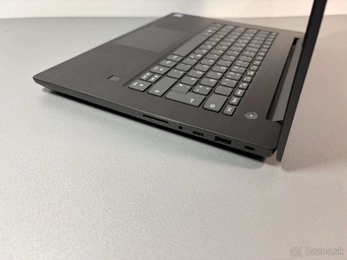 #044 - Lenovo V330/i5 8250U/32GB RAM/SSD+HDD - 4