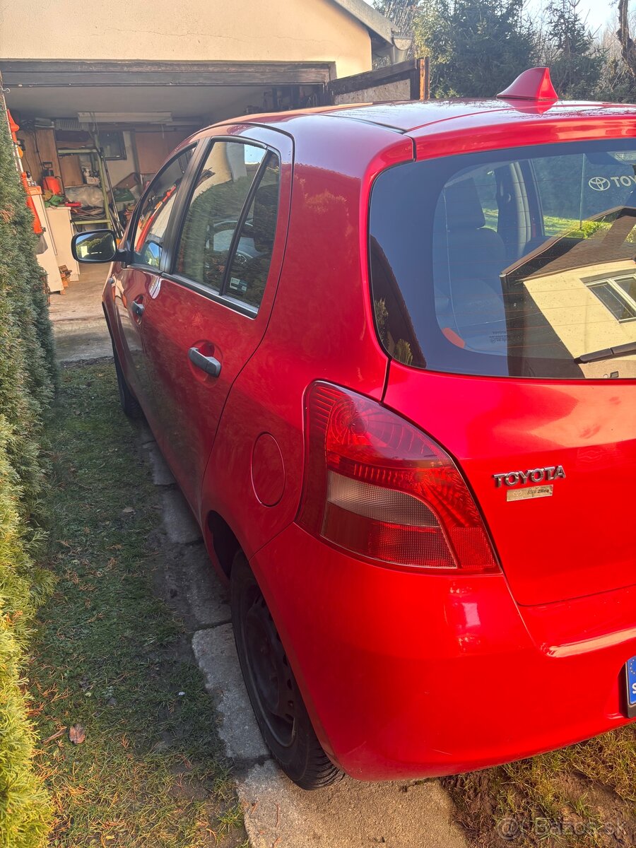 Toyota Yaris 2008, na diely - 4