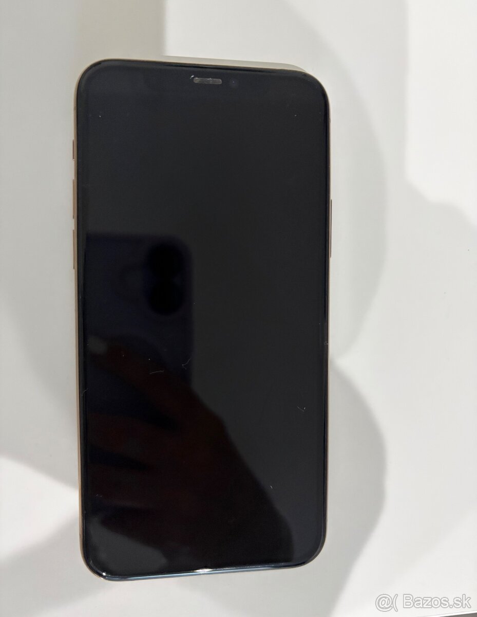 iPhone 11 pro gold - 4