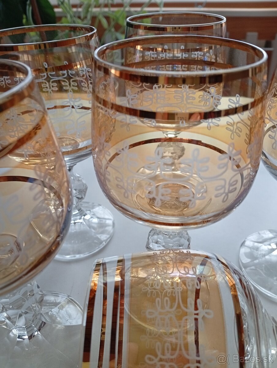 Poháre na stopke - 4