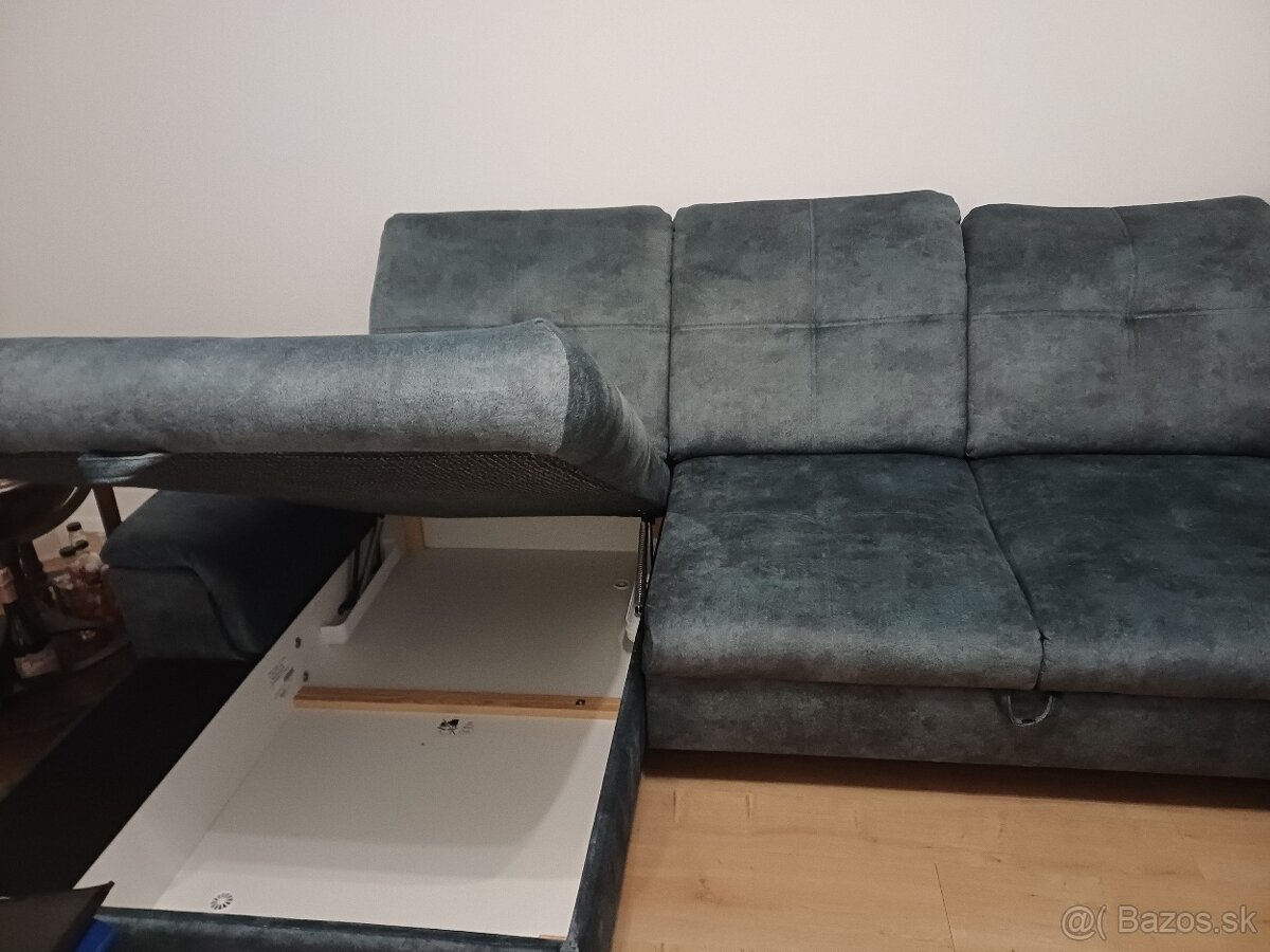 Velka nova sedačka - 4