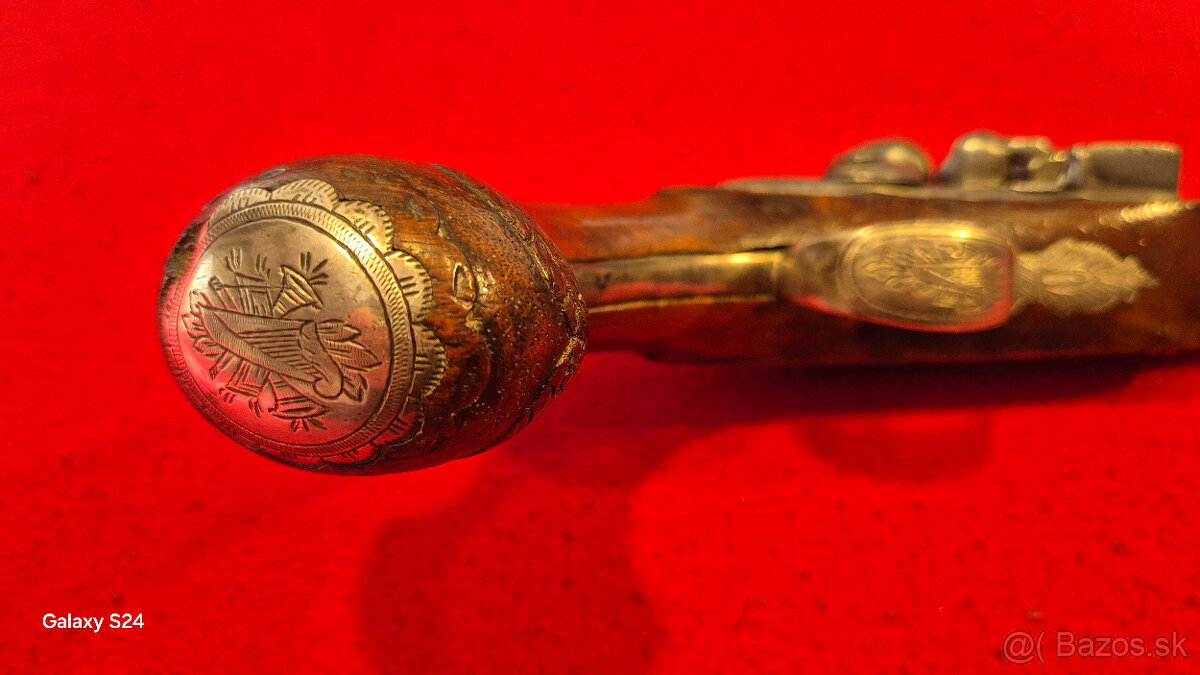 KRESADLOVÁ PIŠTOL - 4