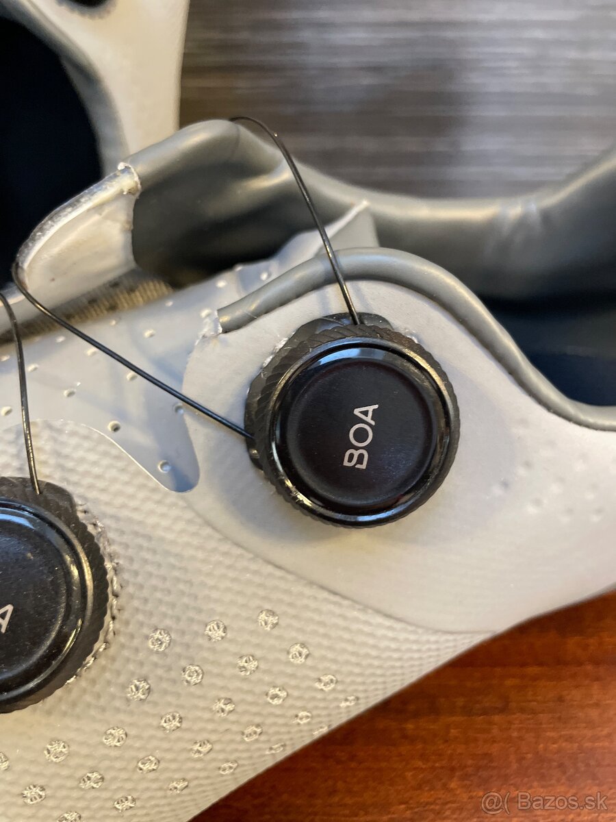 Top cyklo tretry - Specialized - 4