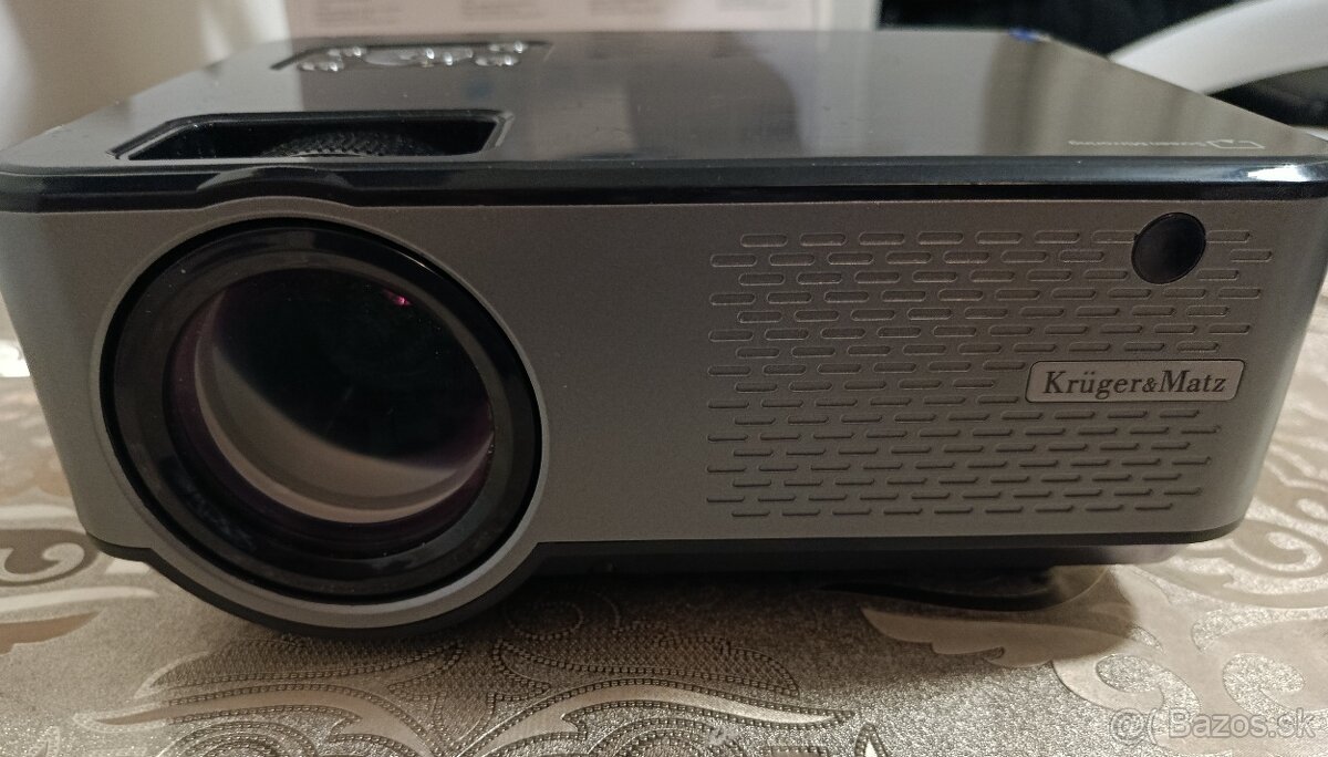 Projektor KRUGER & MATZ V-LED60 s WiFi - 4