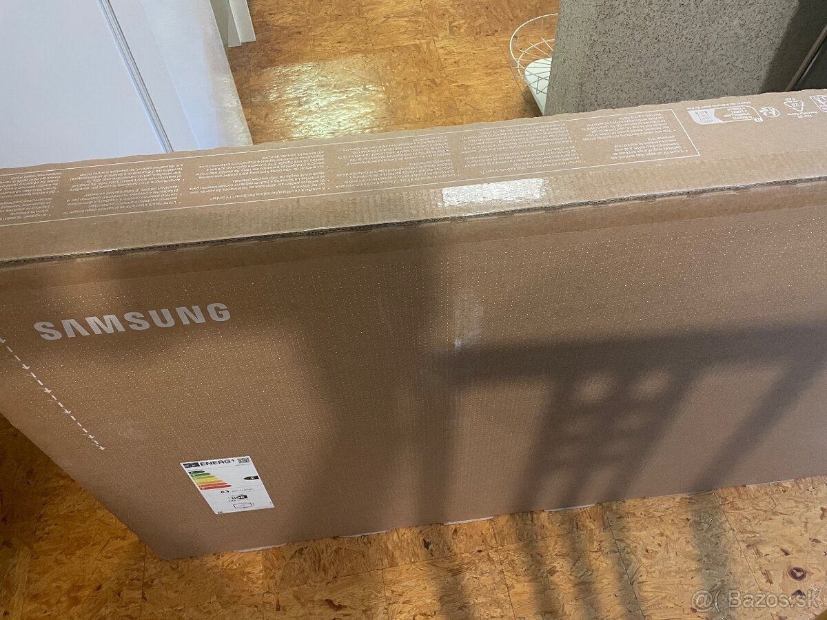 Predam televízor Samsung QLED 55/138 - 4