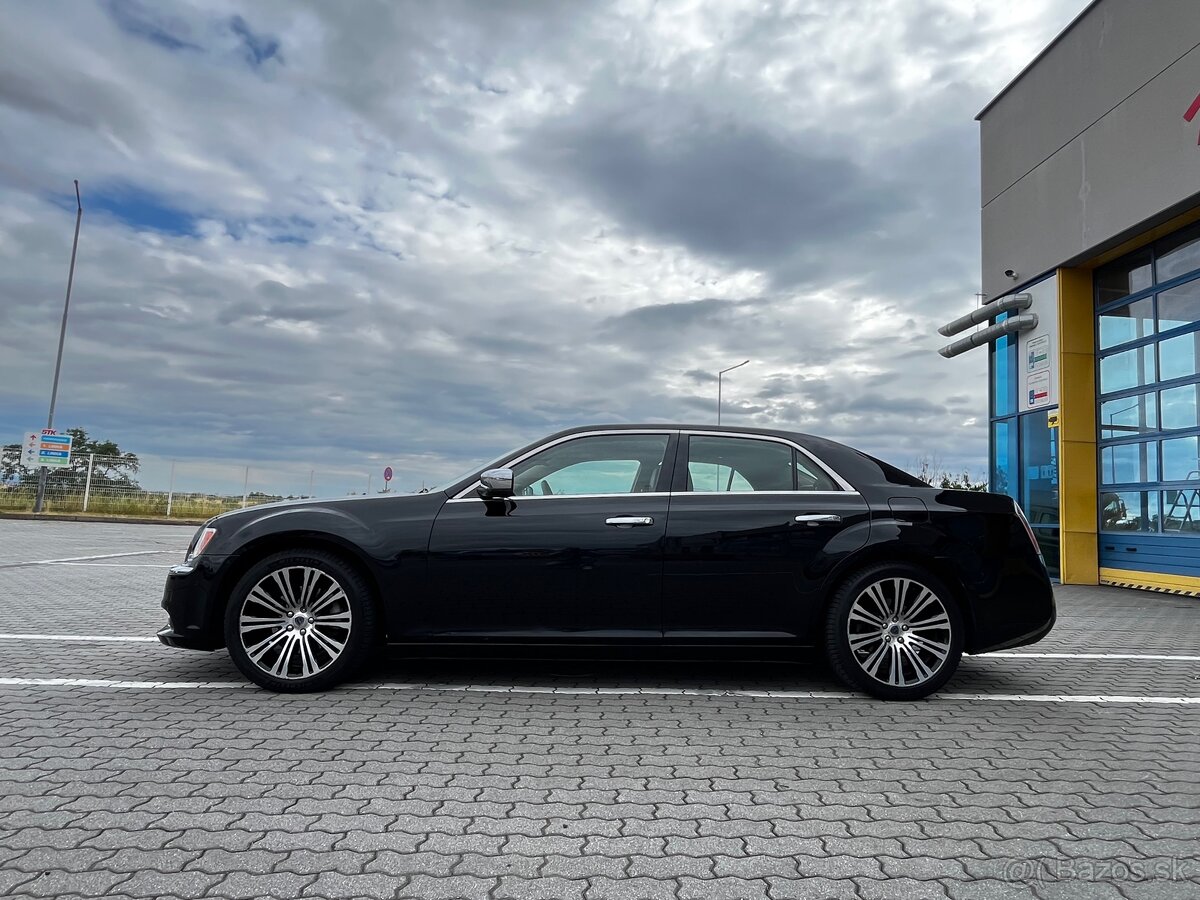 Lancia Thema 3.0, Chrysler 300C,176 kw, Automat - 4