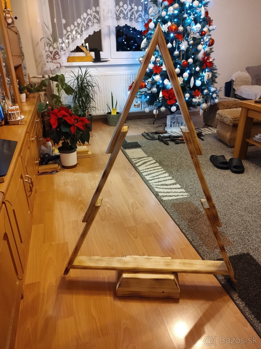 Stromček z dreva - 4