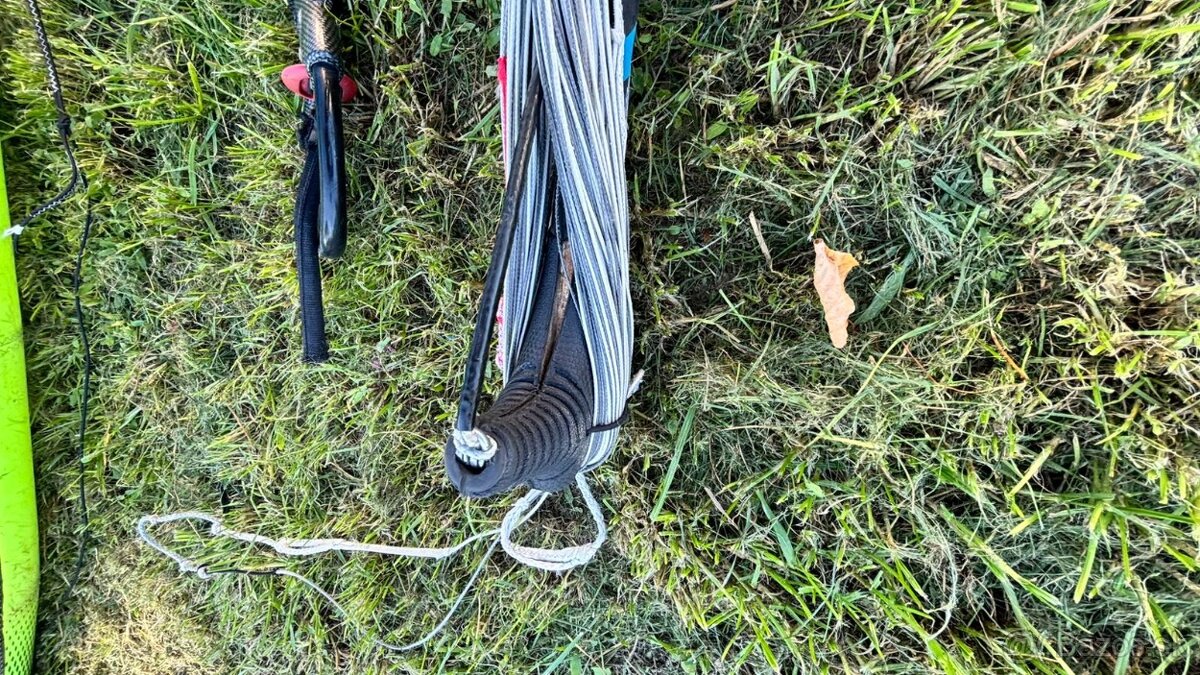 Predam kite - Cabrinha Switchblabe 12m + Bar - 4