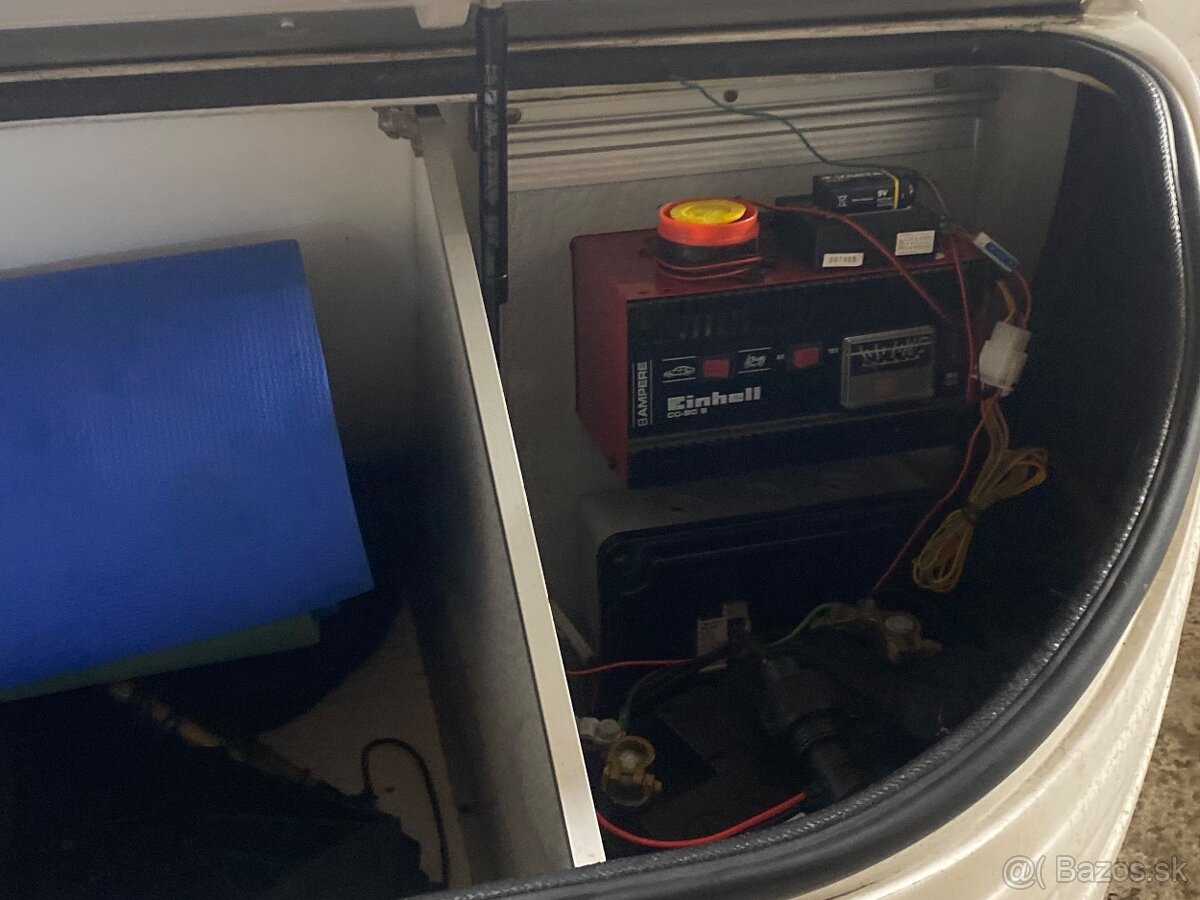 Použitý mini príves - 4