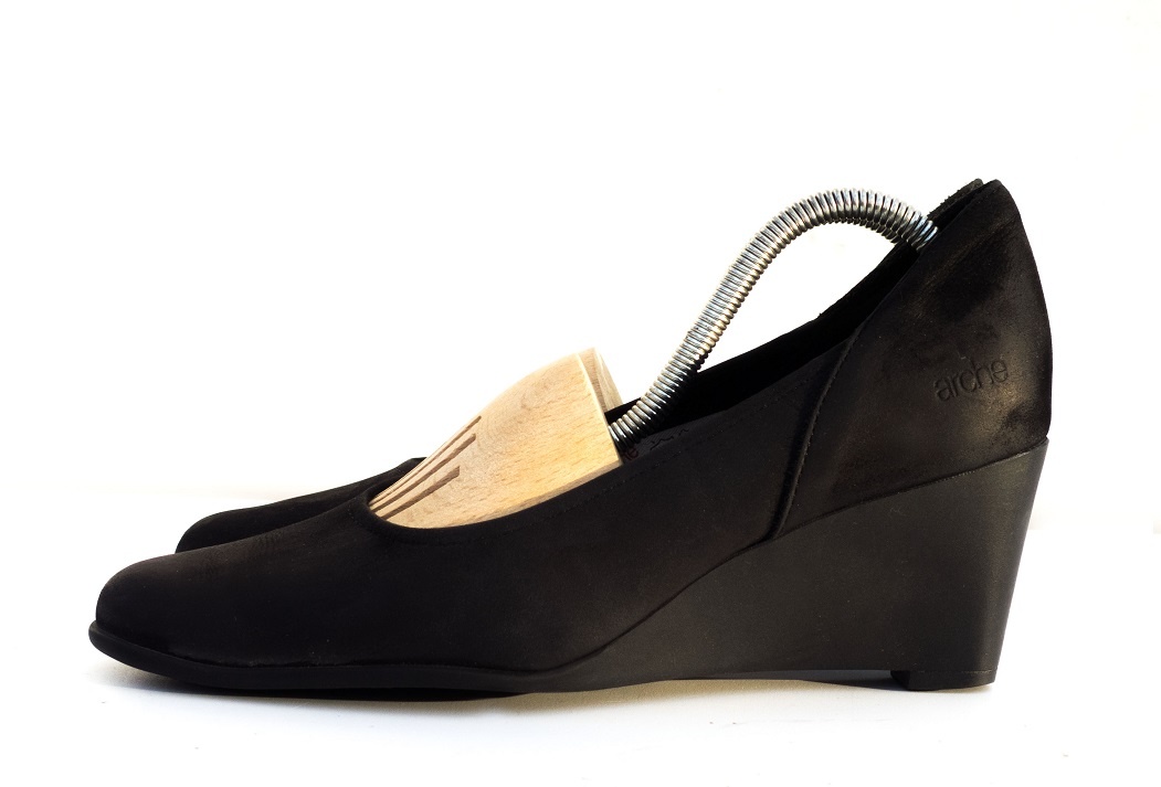 Kožené lodičky na platforme - 4