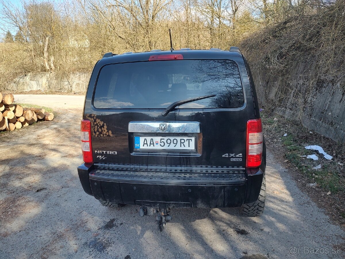 Dodge Nitro 2.8 CRD - 4