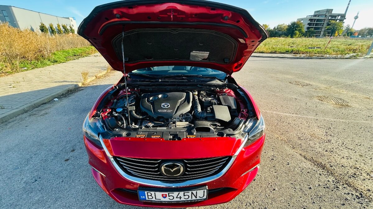 Mazda 6 - 4