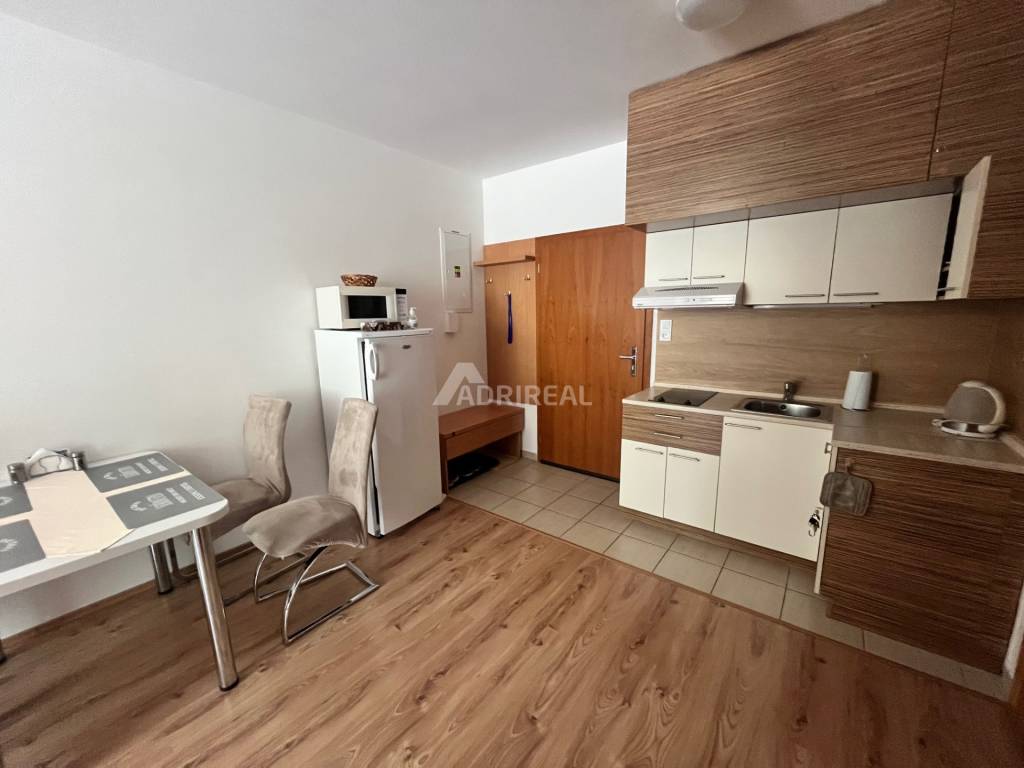 PREDAJ: 2i apartmán s balkónom; 49 m2; Horec-Donovaly; cena - 4