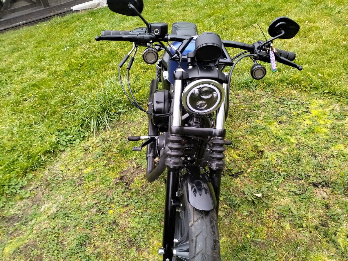 Sportster IRON Harley Davidson - 4