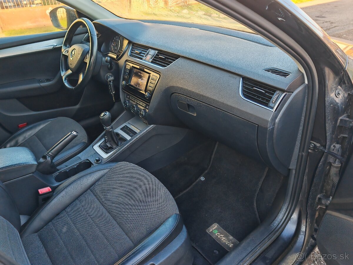 Predok Octavia 3 xenon - 4