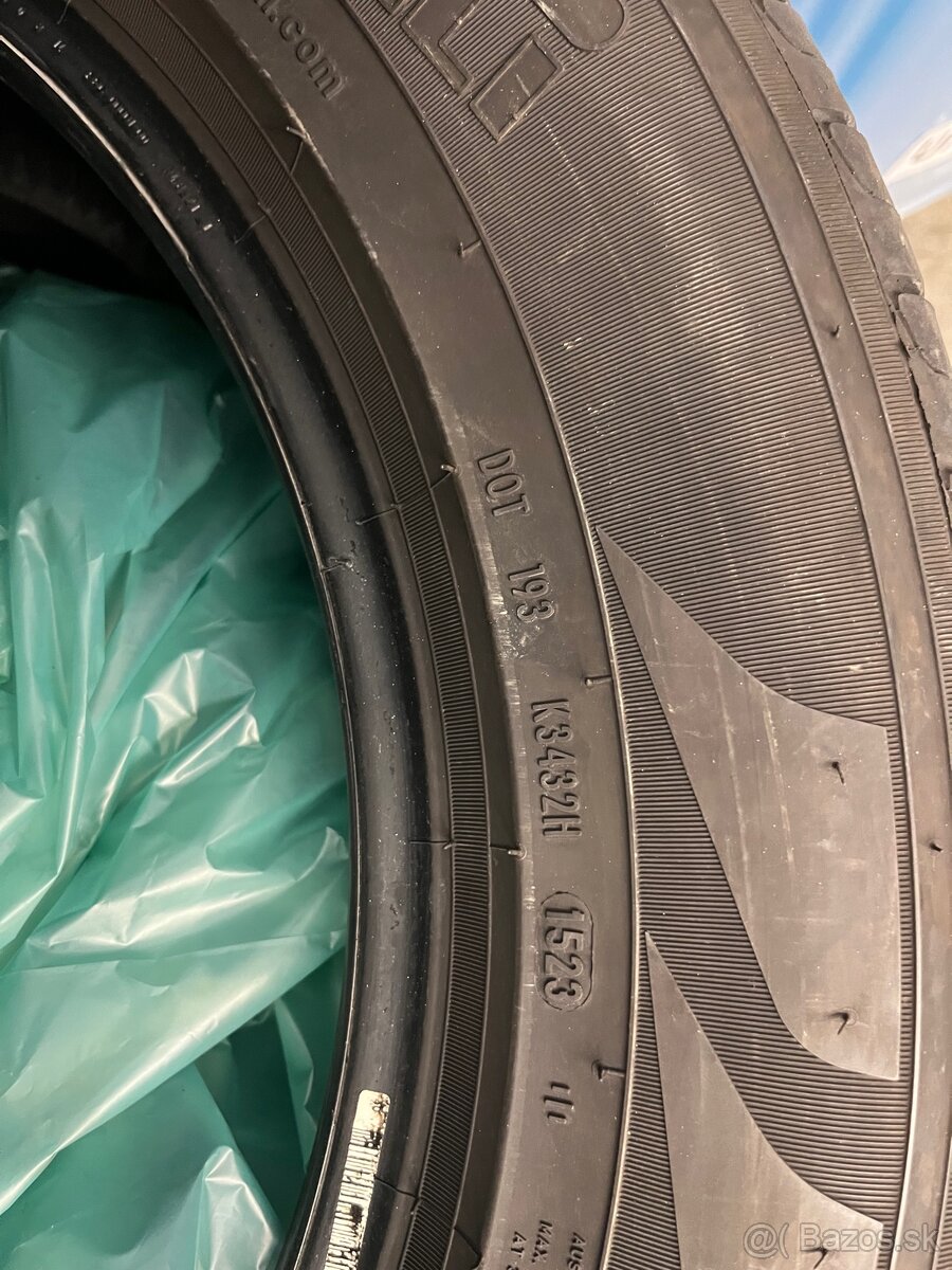 Pirelli 255/60 R18 - 4