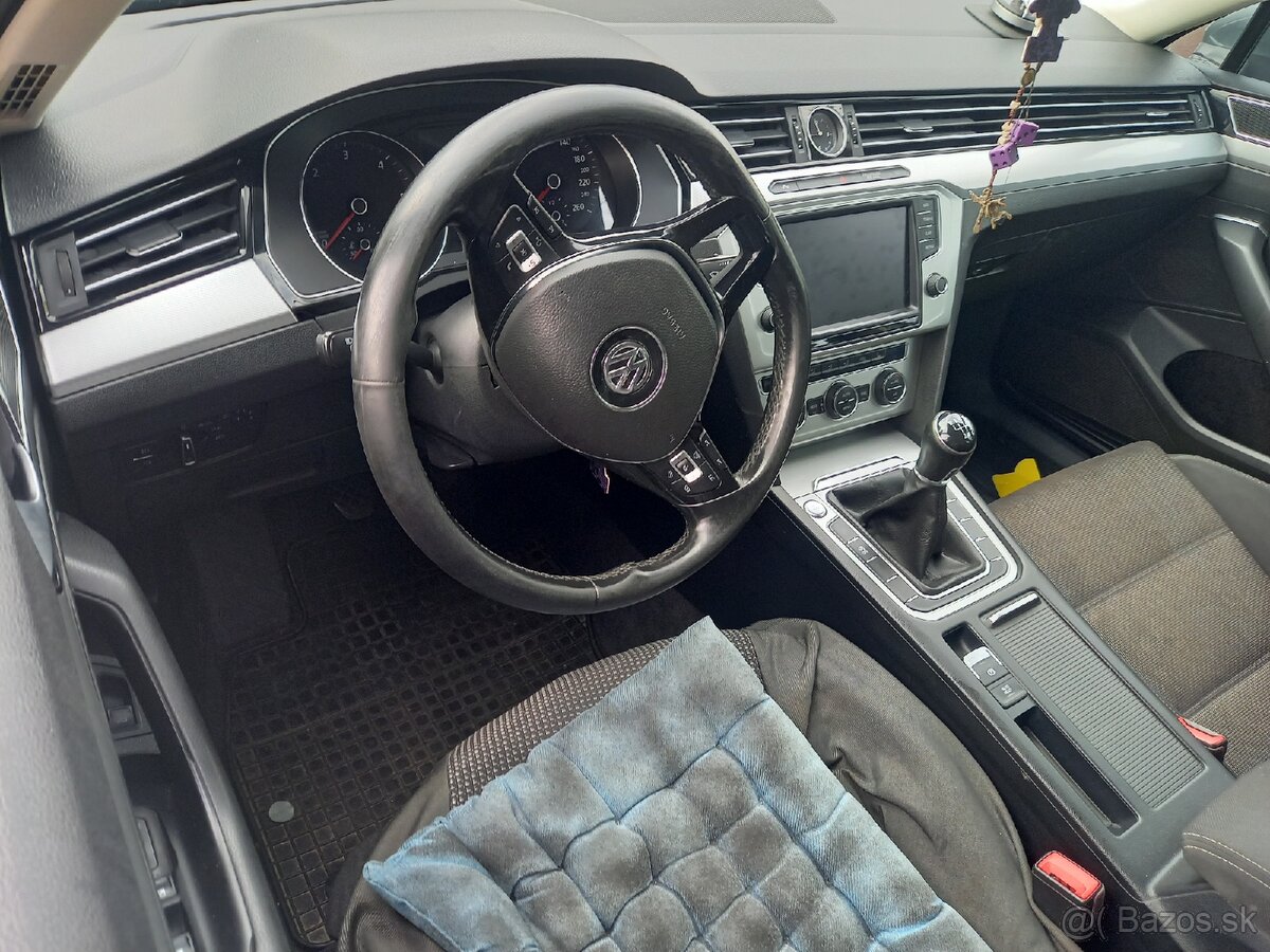 Pasat B8 VARIANT 2.0.110KW CRL. 6. MANUAL 2016 - 4