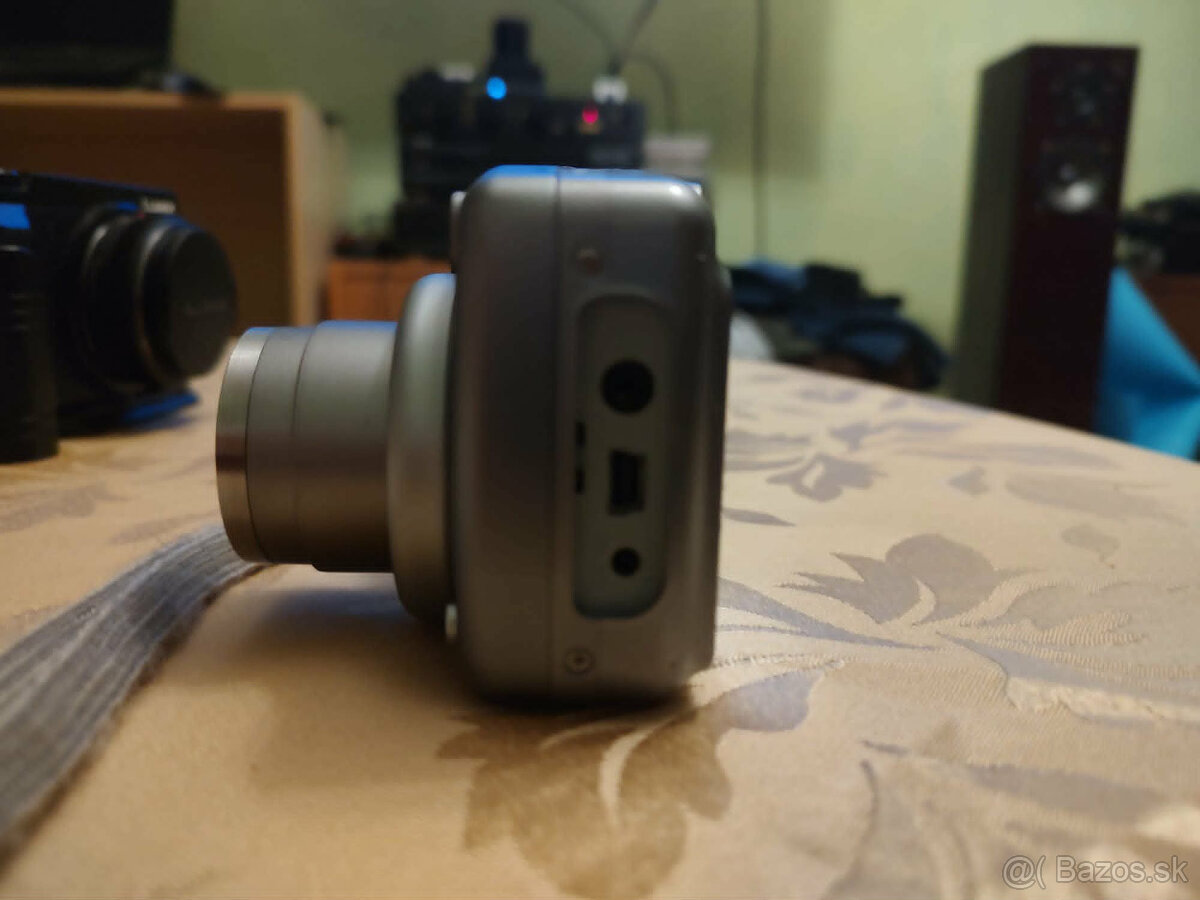 Canon PowerShot A710 IS - 4