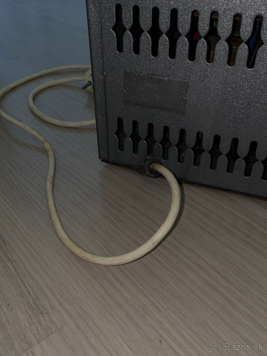 Laboratórny zdroj Tesla JK-05 - 4