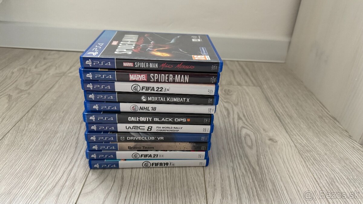 Predám PS4 Pro 1TB+ PS VR + Hry + Playstation Aim Controller - 4