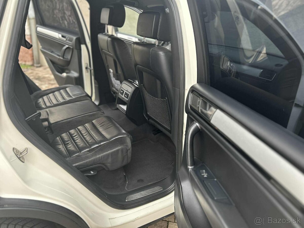 Volkswagen Touareg 2 - 4