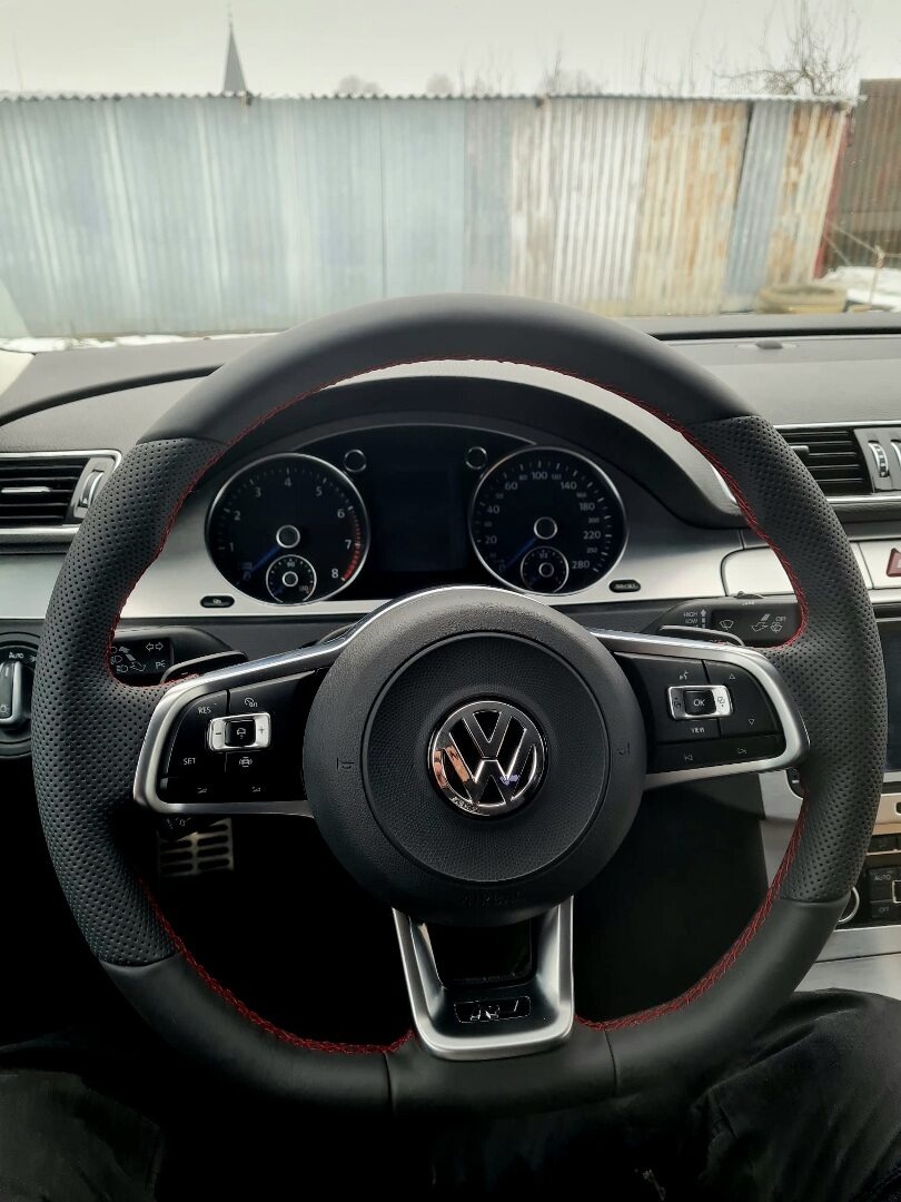 VOLANT VOLKSWAGEN R RLINE kožený ČERVENÉ PREŠÍVANIE - 4