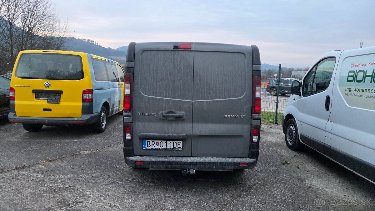 Renault Trafic L2H1 6 miestne kup.SR naj.174000 km - 4