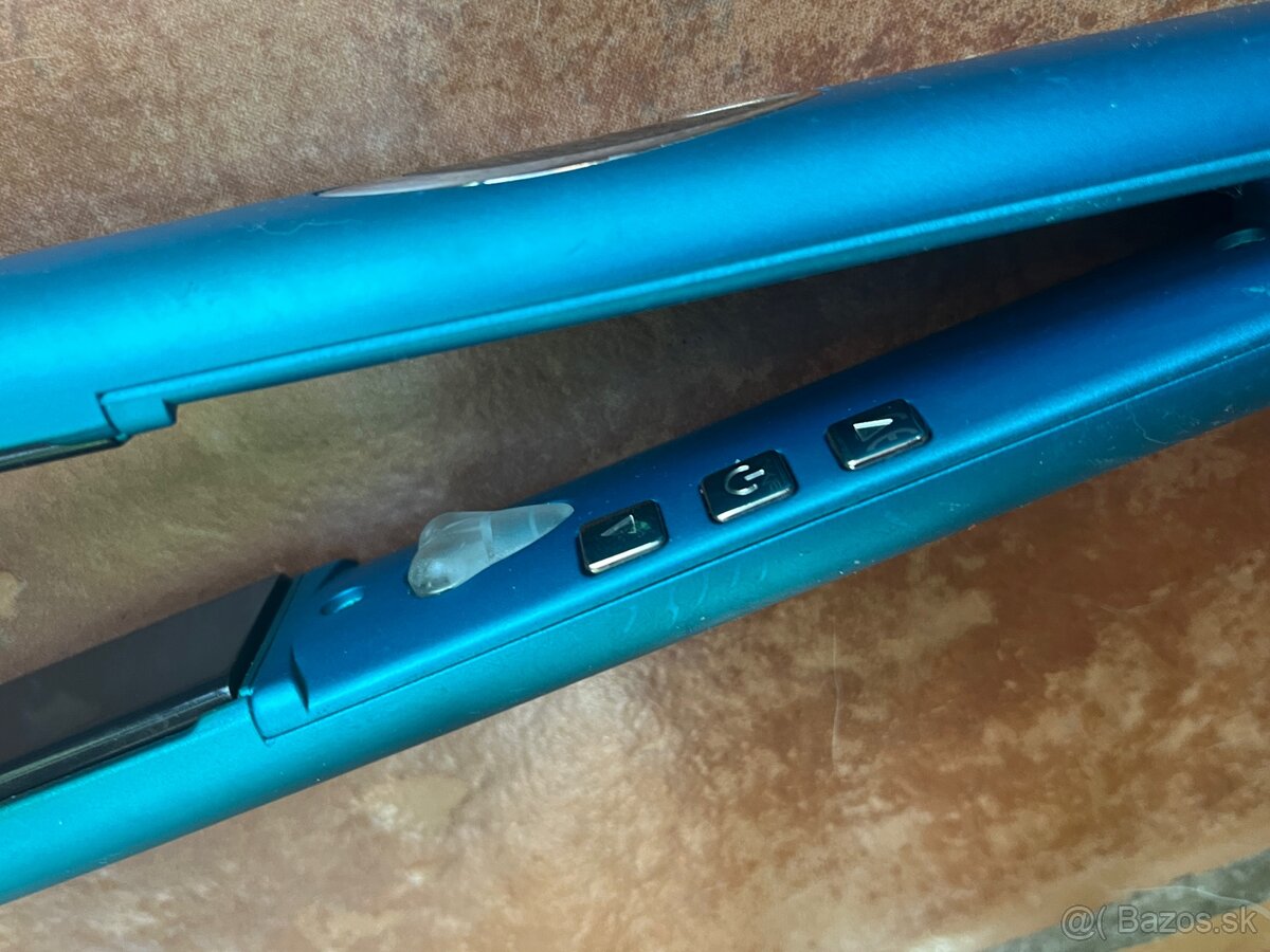 Žehlička na vlasy / hair straightener - 4