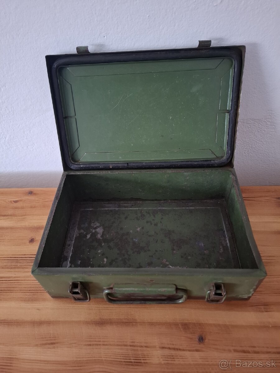 Vojenská lekárnička - 4
