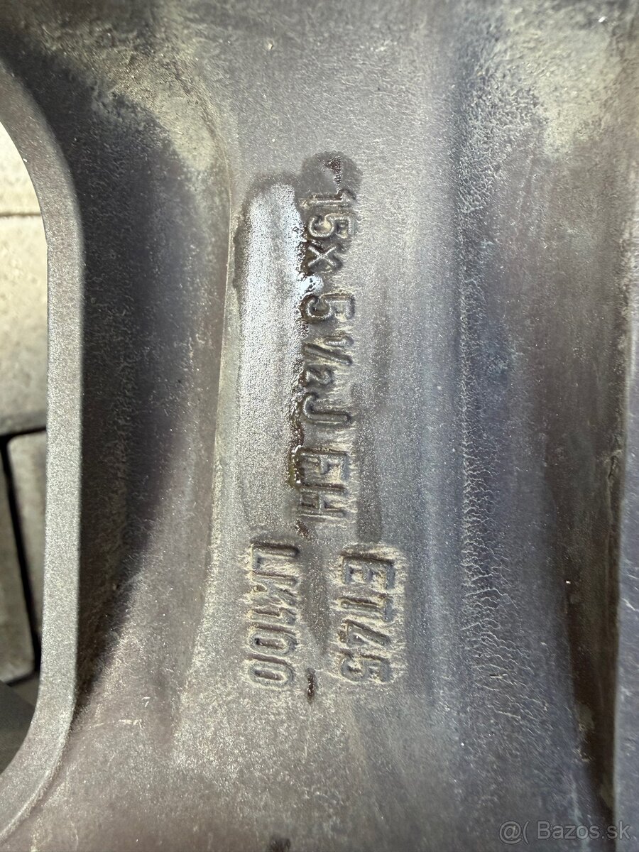 Suzuki Swift r15 - 4