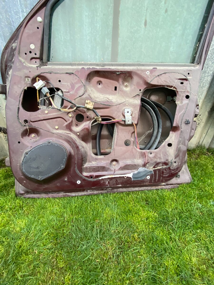 Mazda Tribute dvere - 4