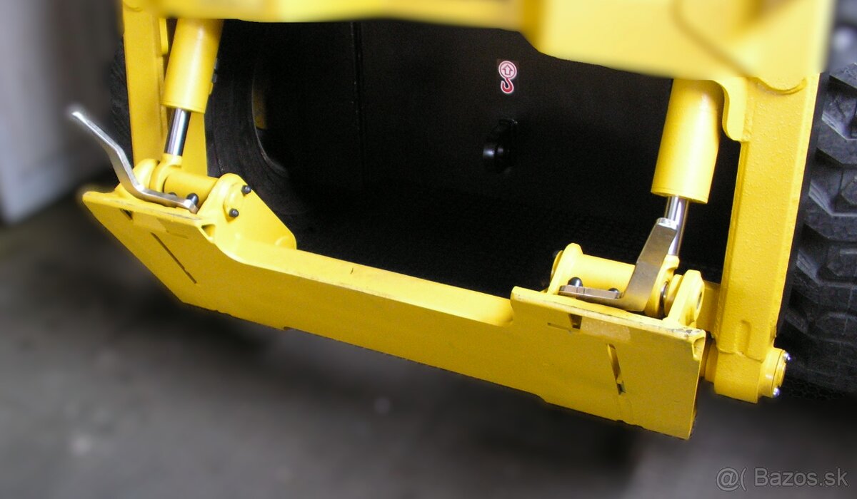 redukcia, prechod bobcat jcb cat - UNC locust, adapter detva - 4