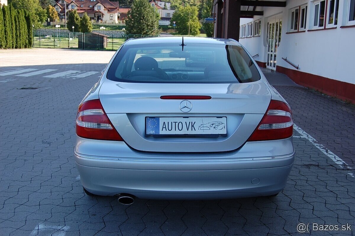 Mercedes-Benz CLK - 4