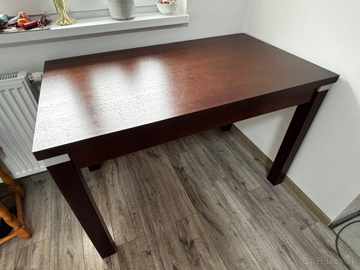 Jedálenský stôl - 4