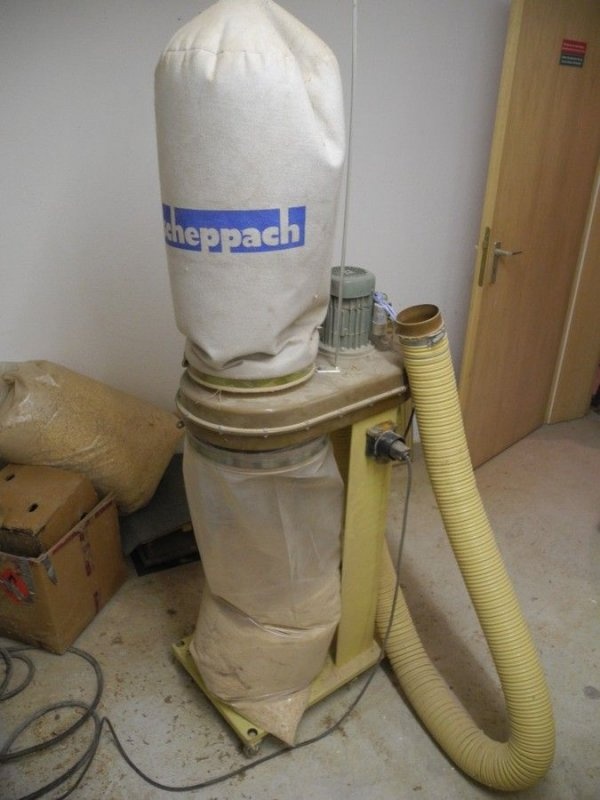 Tesár/tesárka Scheppach Hobľovačka Pásová píla Stolová píla - 4