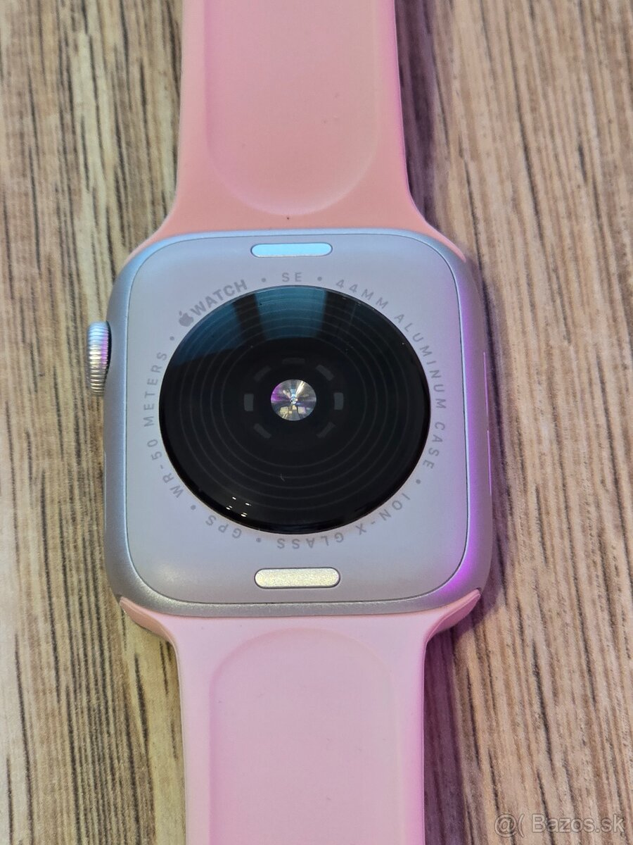 Apple watch se 2 generácie 44mm - 4