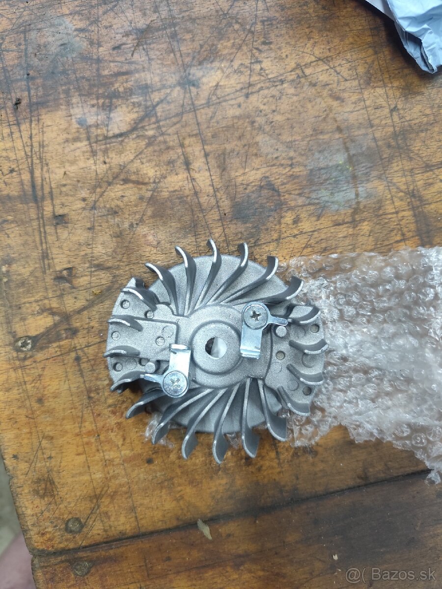 Magnetické koleso motorovej píly - 4