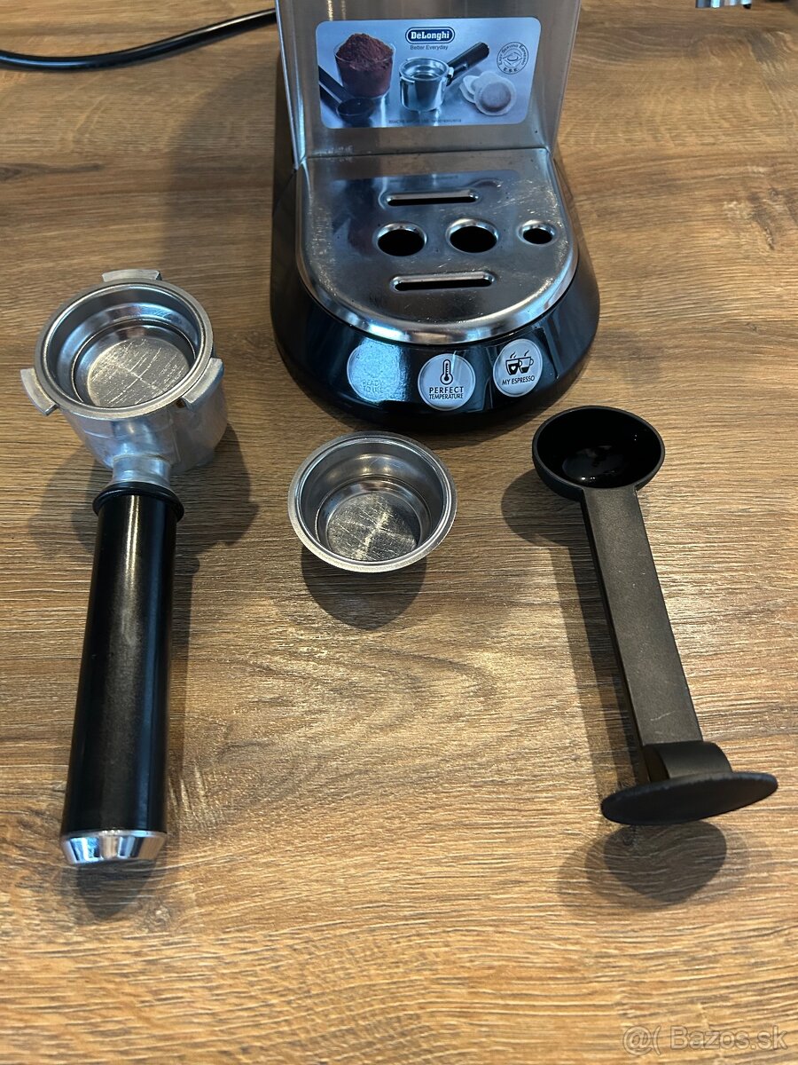 Kávovar DeLonghi - 4