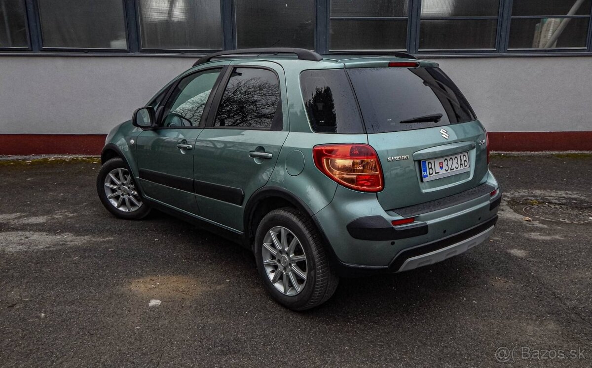 Suzuki SX4 1.5 GLX Urban Line - 4