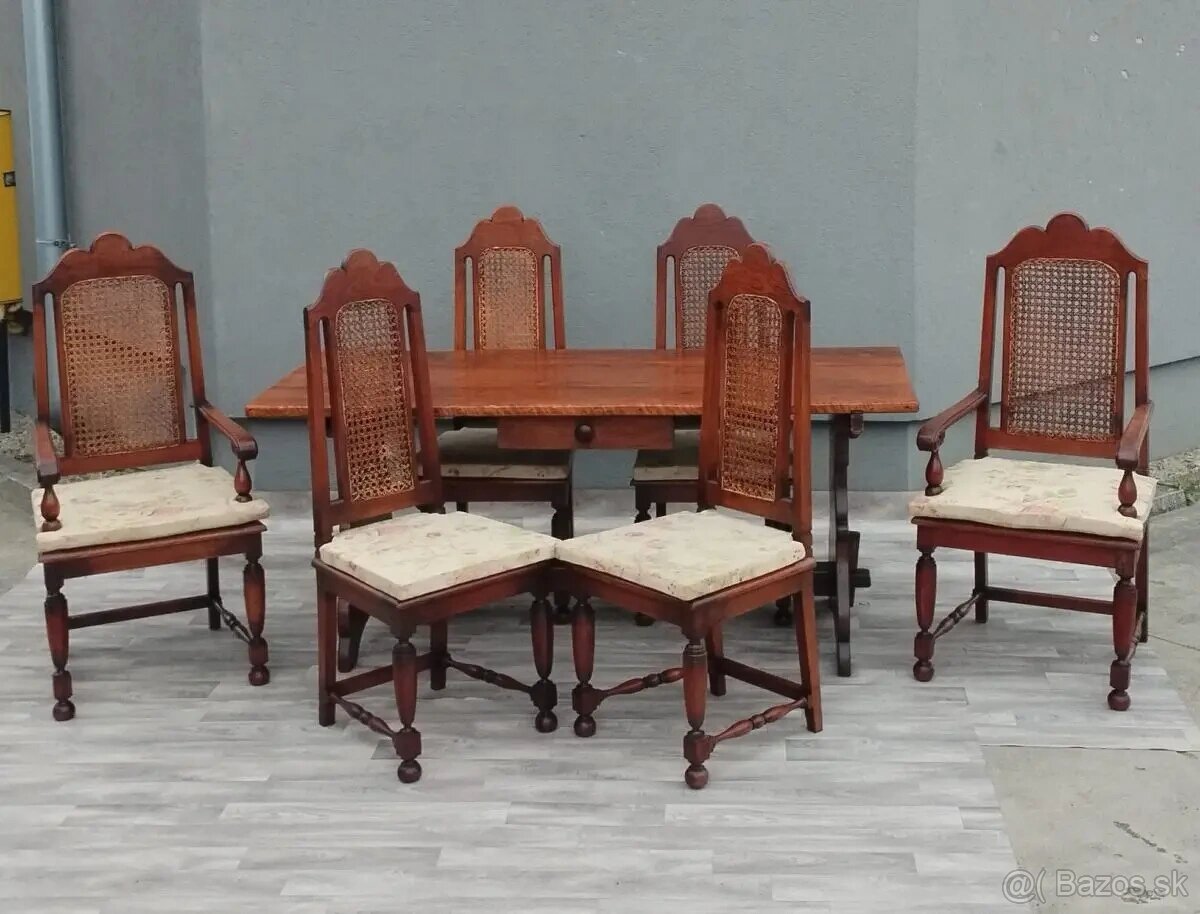 Set starožitný kláštorný. - 4