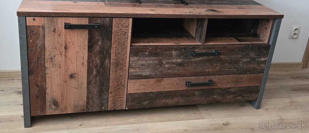TV stolík - 4