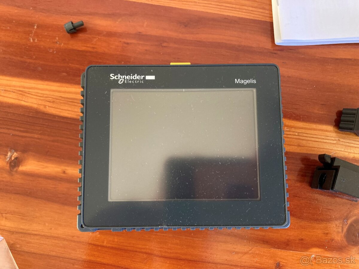 Pokazené HMI Schneider HMISTU655 - 4