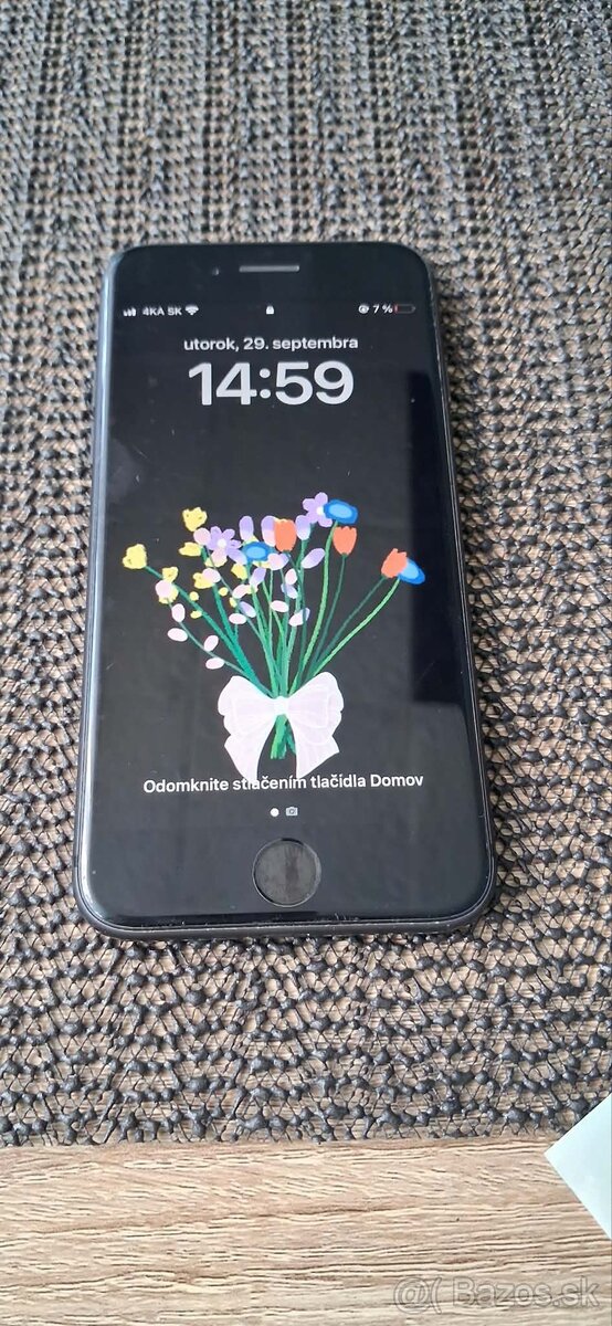 Apple 8 - 4