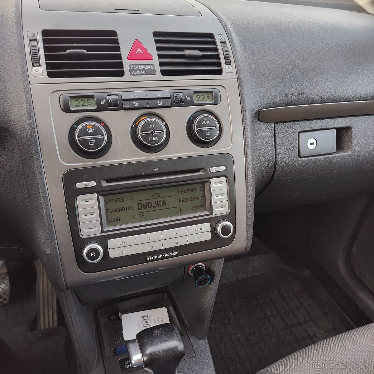 Predám Touran Cross - 2,0 TDI - 4