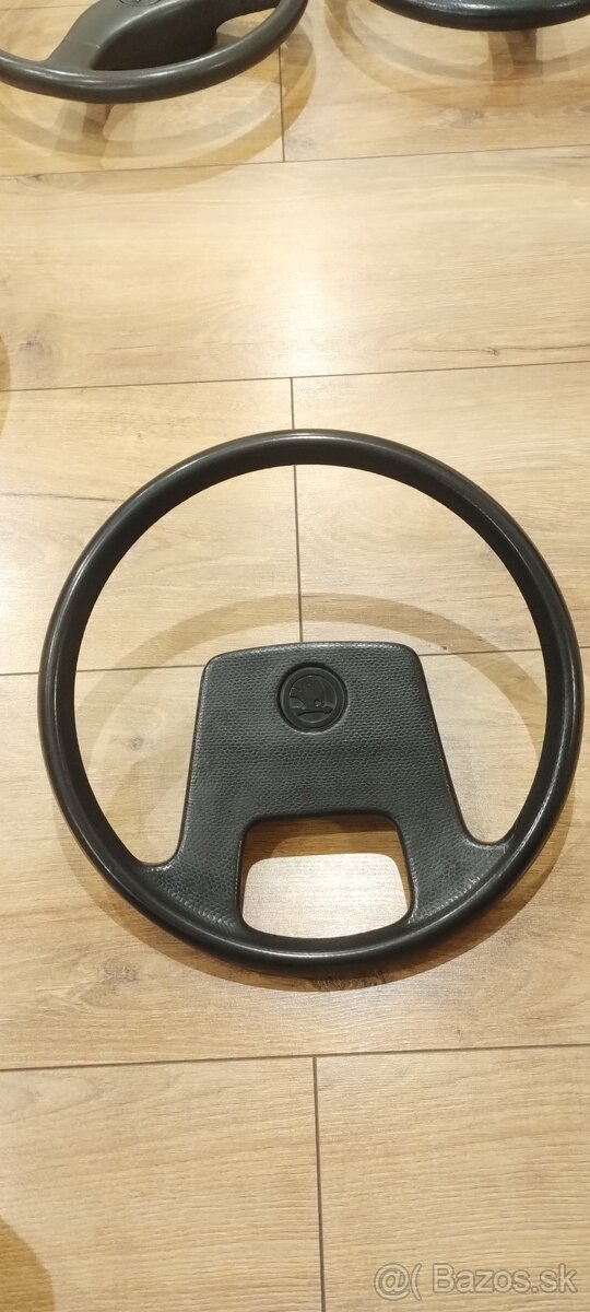 Volant Skoda Garde - 4